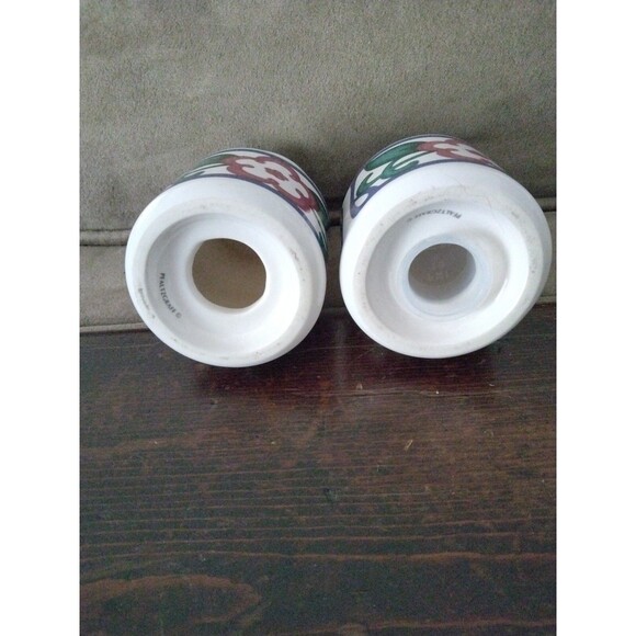 Pfaltzgraff Arbor Vine Salt and Pepper Shakers - Picture 3 of 3